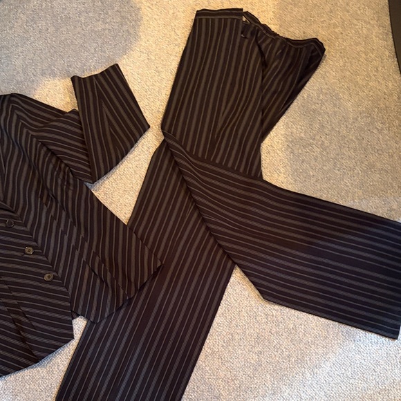 Metrostyle Black Pinstripe Pantsuit - Picture 3 of 5